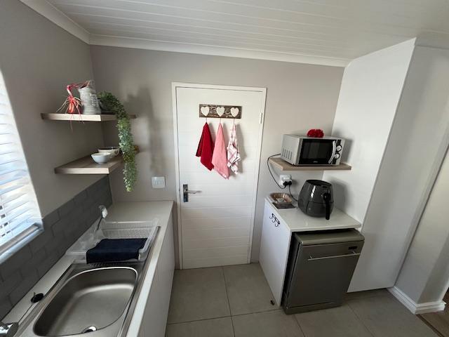 4 Bedroom Property for Sale in Dwarskersbos Western Cape